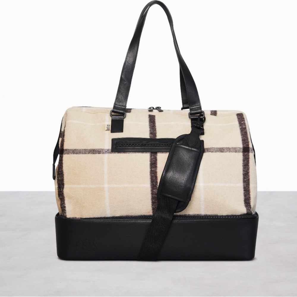 ISO BEIS the weekender in plaid